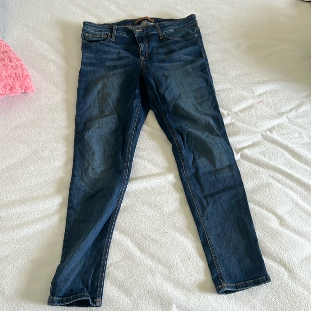 JOE’S SKINNY JEANS *AMAZING CONDITION*